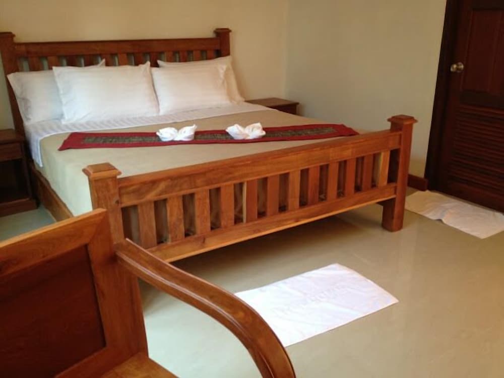 Фото Chalouvanh Hotel