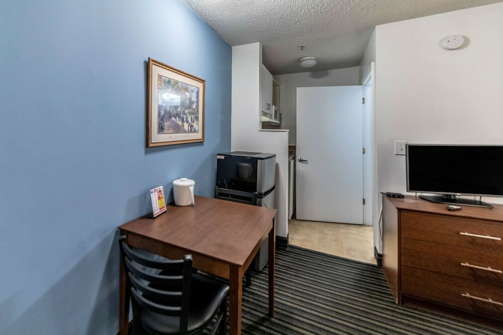 Фото Studio 6 Greensboro, Nc - I-40