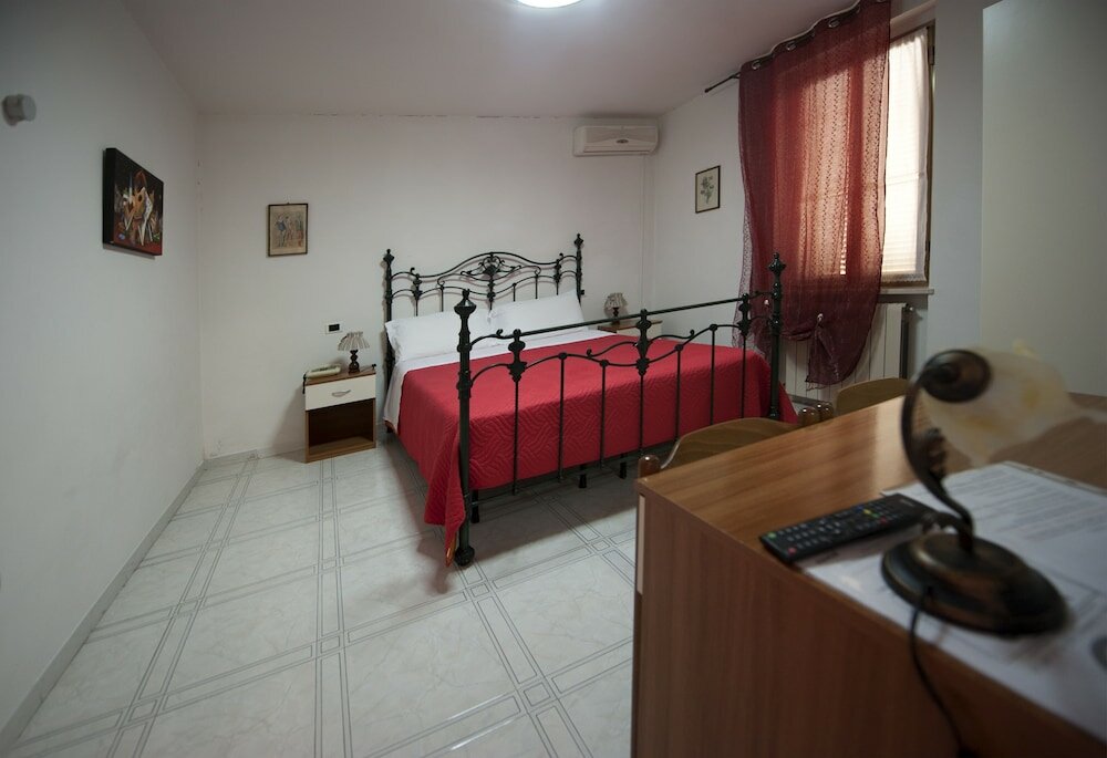 Фото Hotel Athena