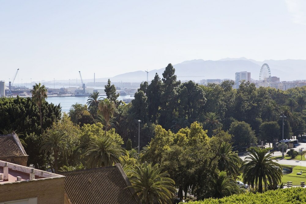 Фото Málaga Hotel Eliseos