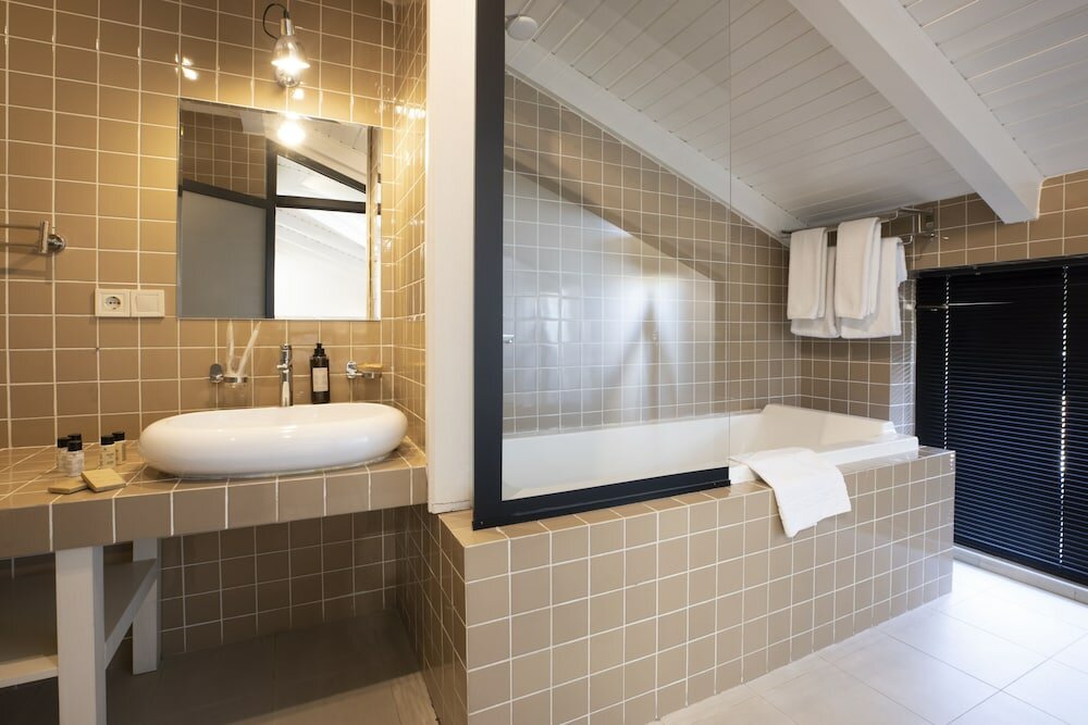 Фото Citadel Narikala Hotel 