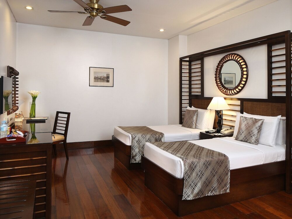 Фото Manila Lotus Hotel