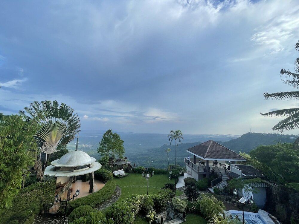 Фото Lakeview Suites by Cocotel