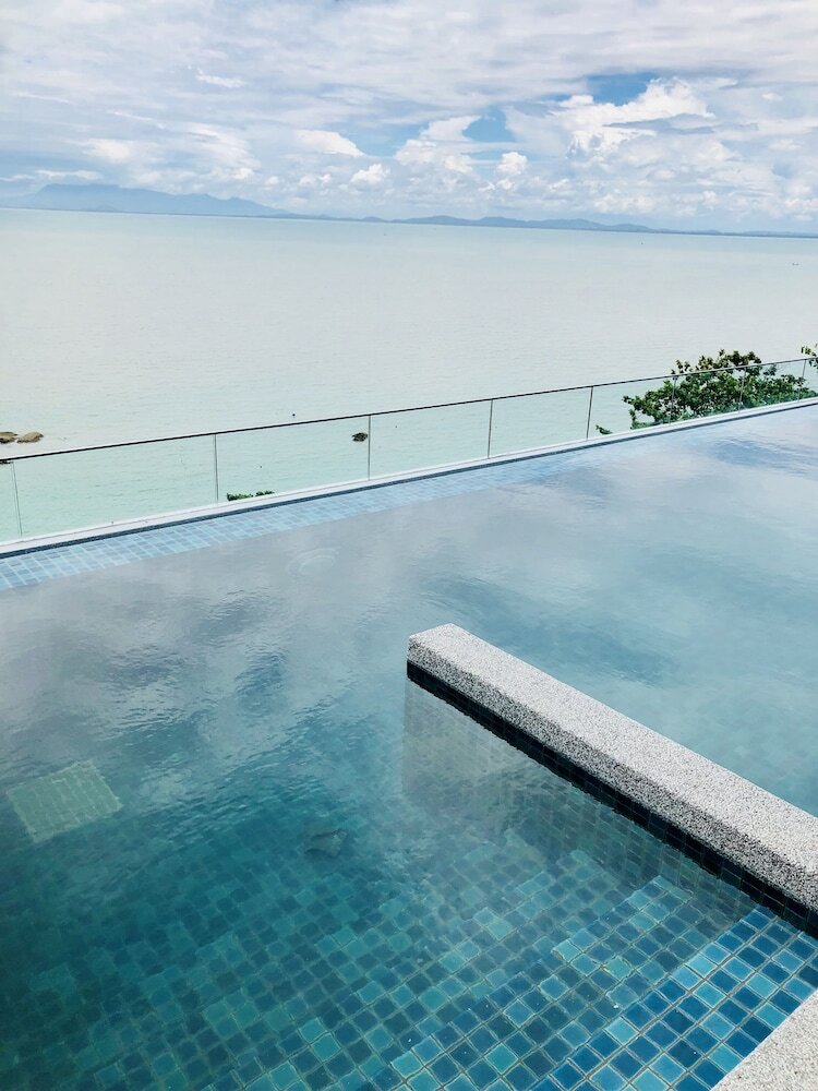 Фото Tanjung Point Residences