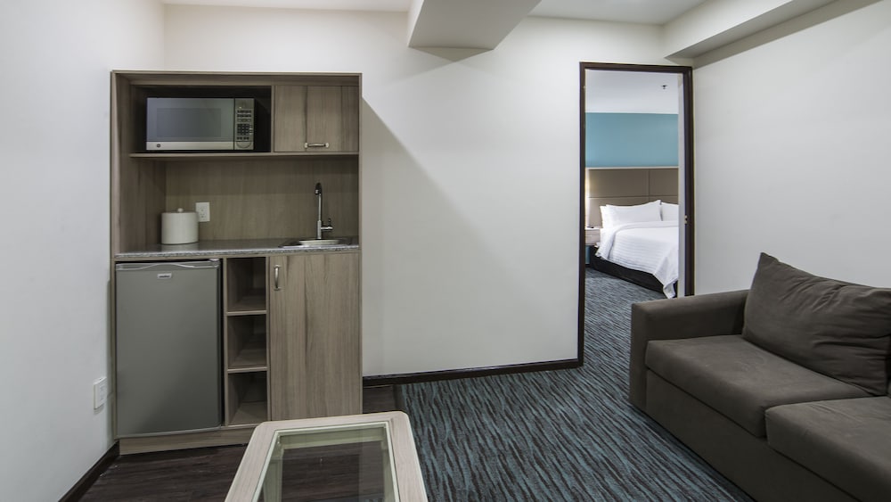 Фото Holiday Inn & Suites Mexico Zona Reforma, an Ihg Hotel