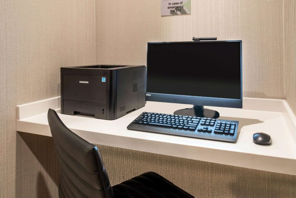 Фото Wingate by Wyndham Denver Airport