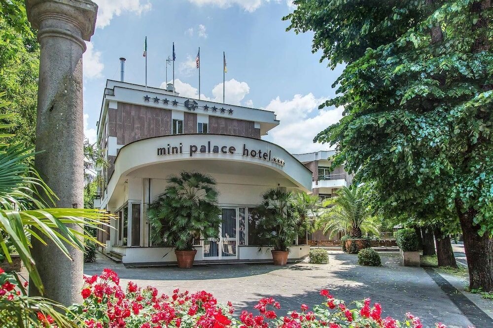 Фото Mini Palace Hotel
