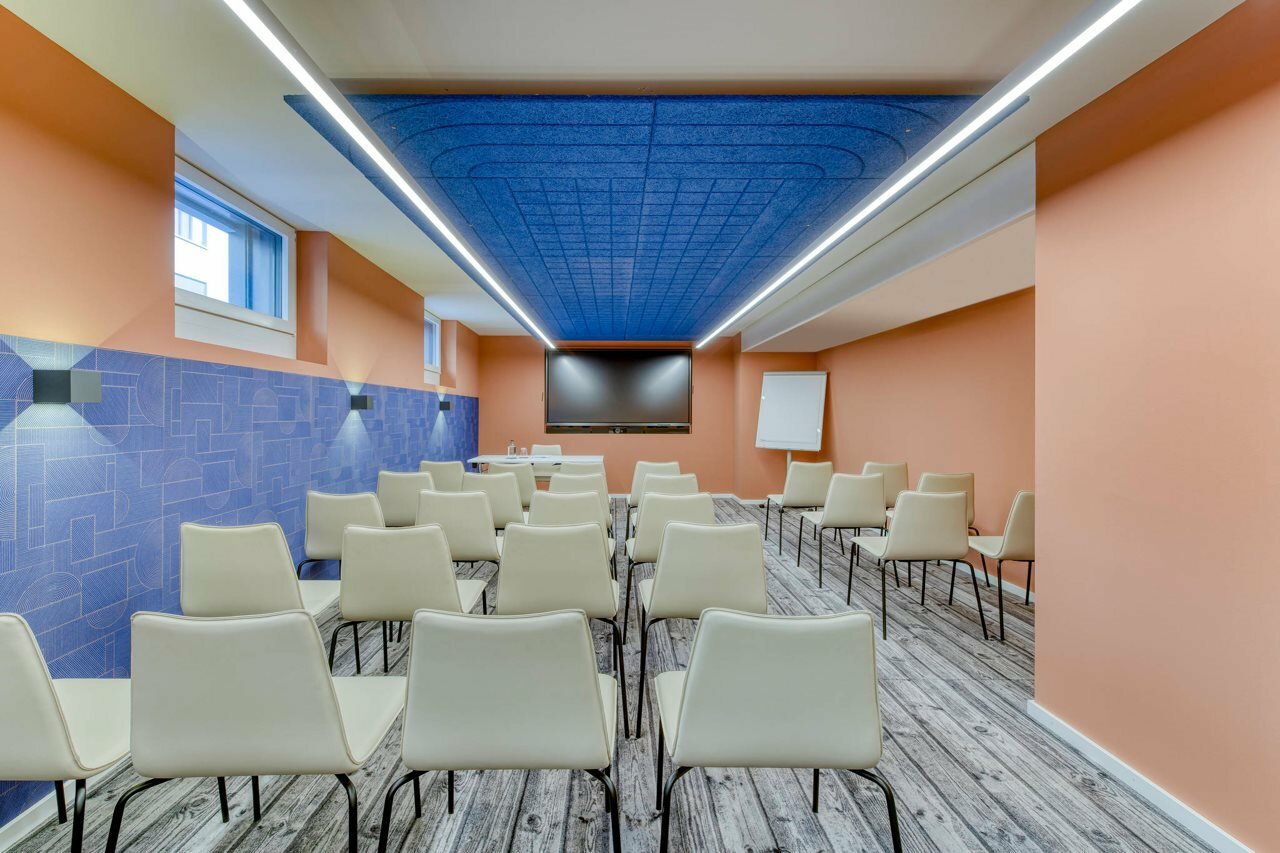 Фото Ibis Styles Zurich City Center