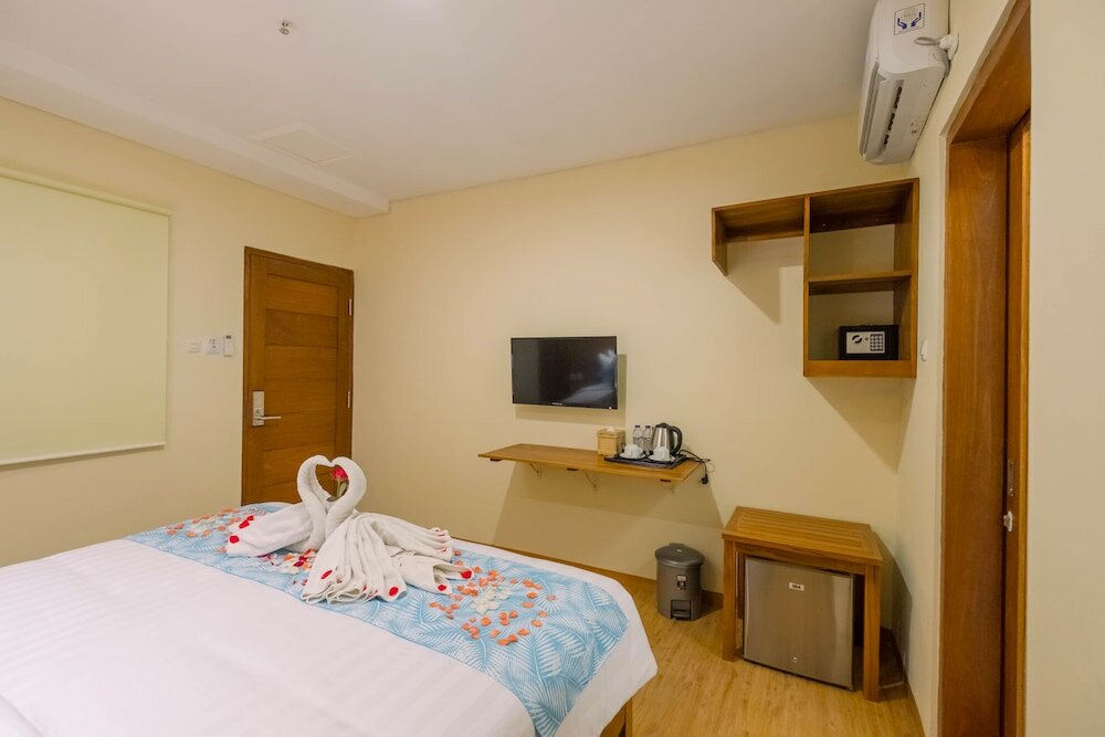 Фото Caroline Guest House