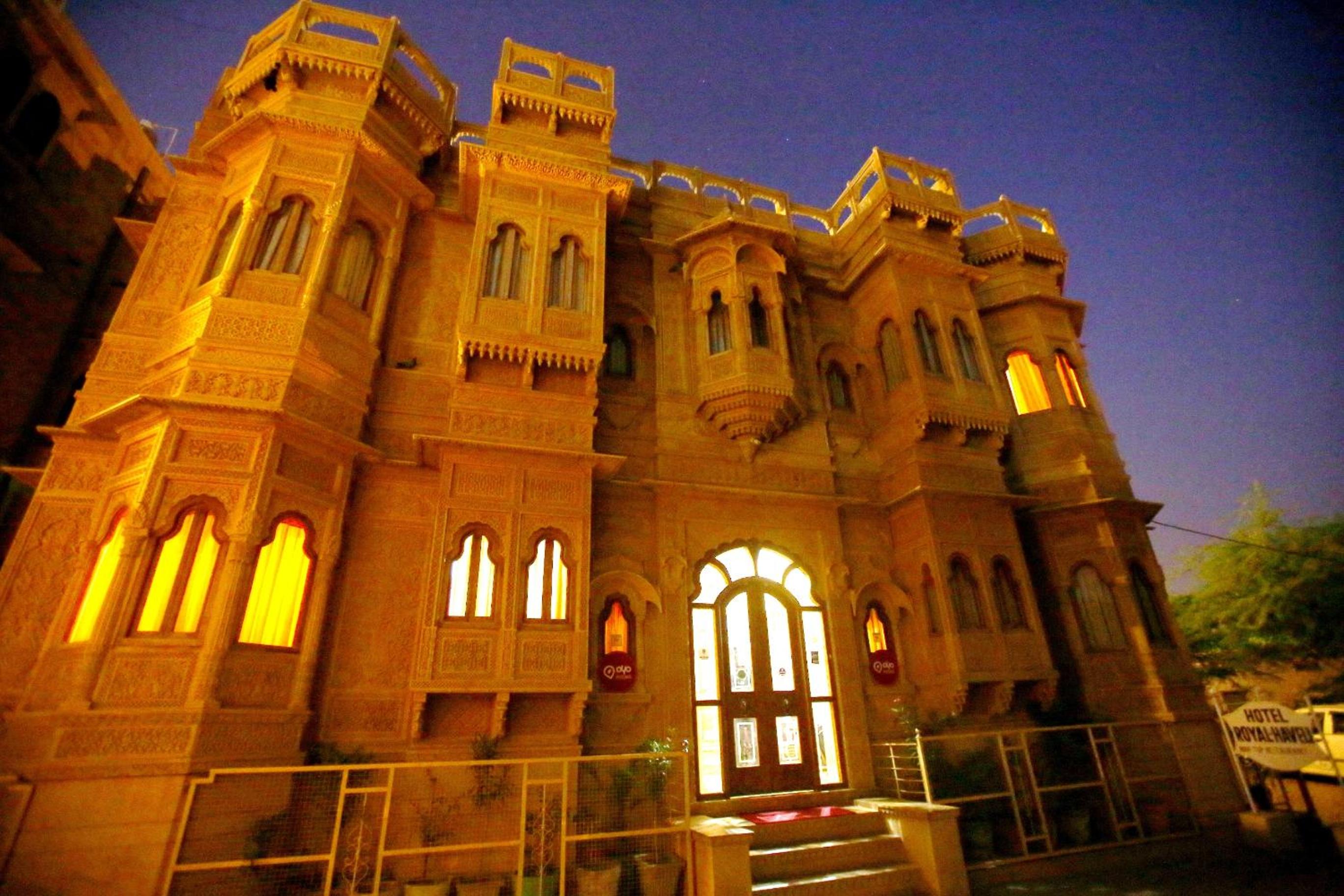 Фото Hotel Royal Haveli