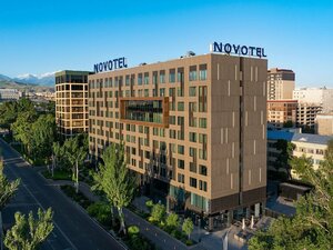 Гостиница Novotel Bishkek City Center