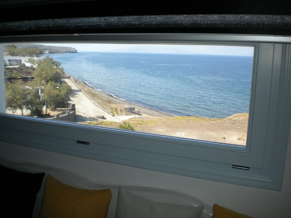 Фото Starlight Luxury Seaside Villa & Suites