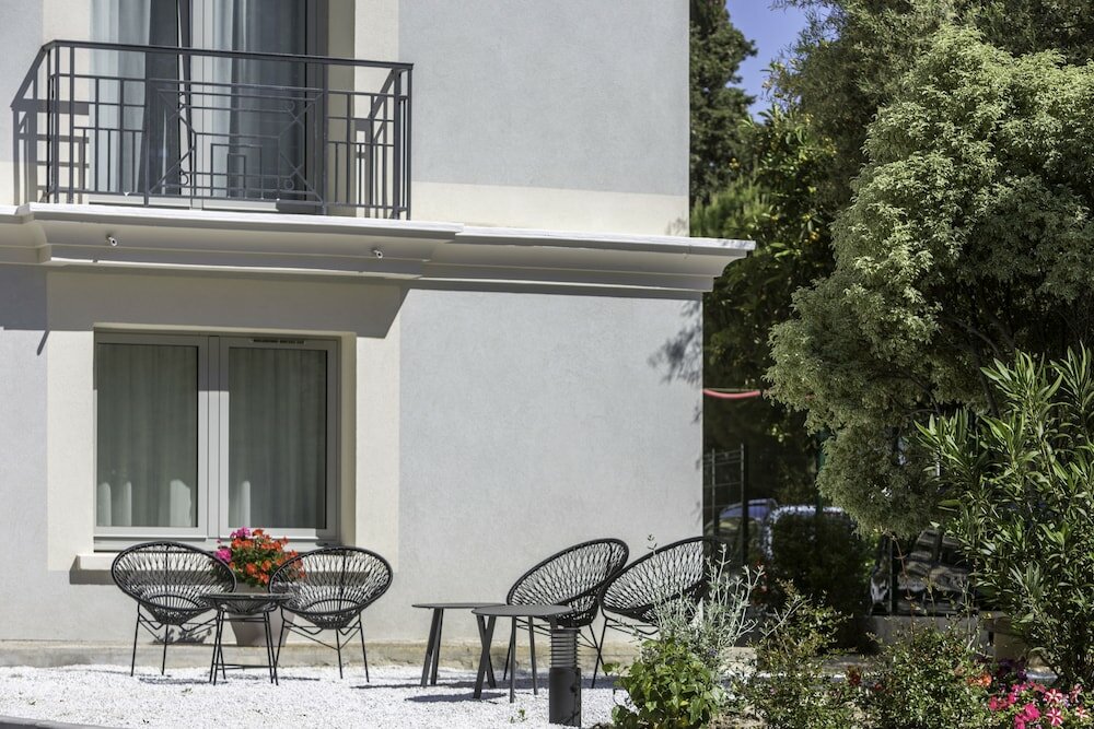 Фото Best Western Hotel Journel Antibes-Juan-les-Pins