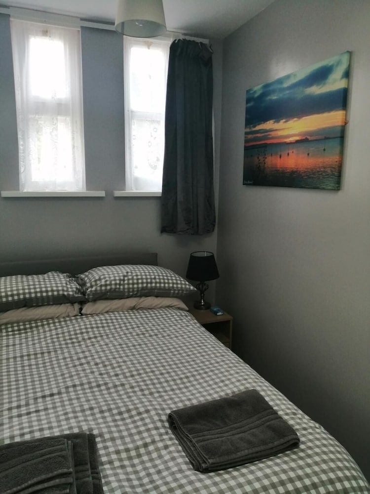 Фото The Old Castle