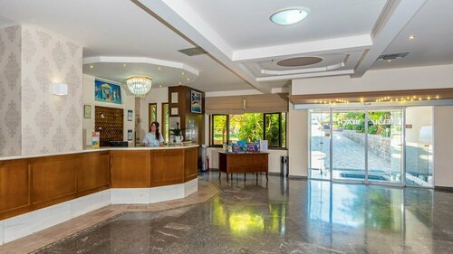 Внешний вид отеля Themis Beach Hotel в Муниципальной единице Гувах, фото 3