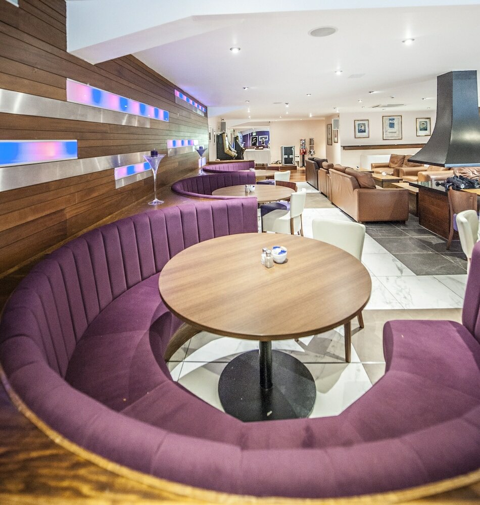 Фото Parklands Hotel & Country Club