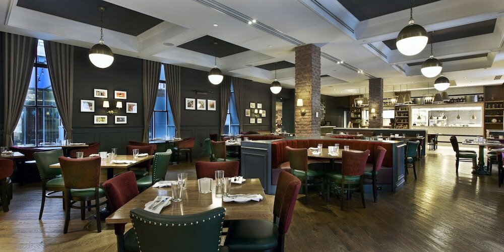 Фото DoubleTree by Hilton Ottawa Downtown