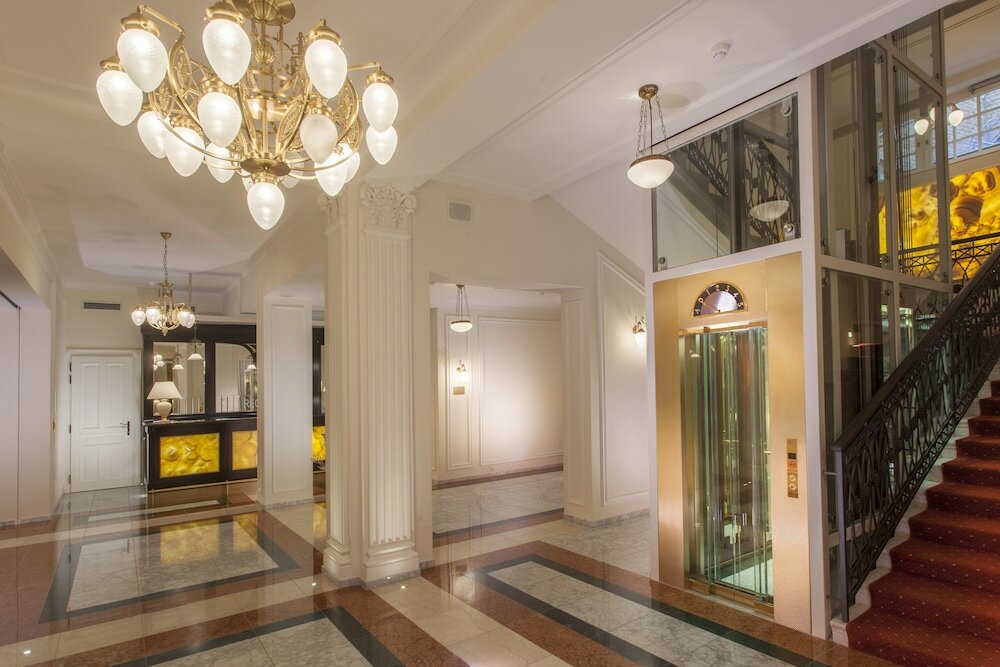 Фото отеля 2