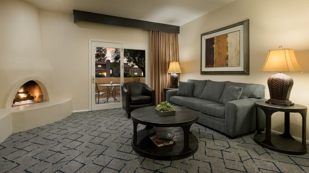 Фото The Scottsdale Plaza Resort & Villas