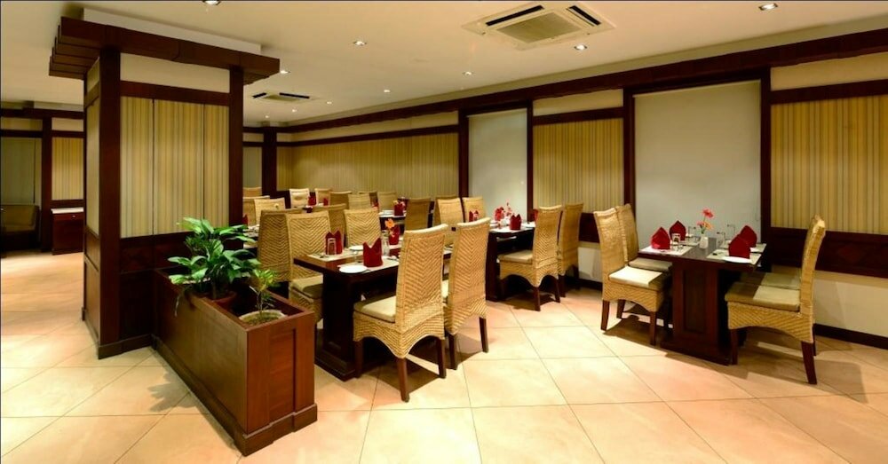 Фото The Chariot Resort & SPA