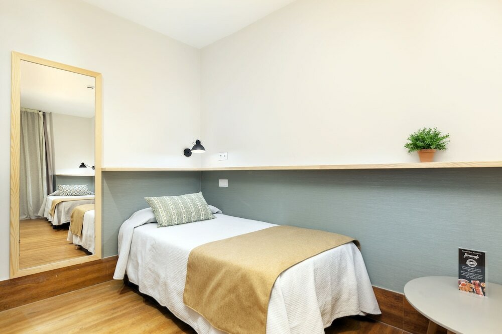 Фото Hostal Fernando