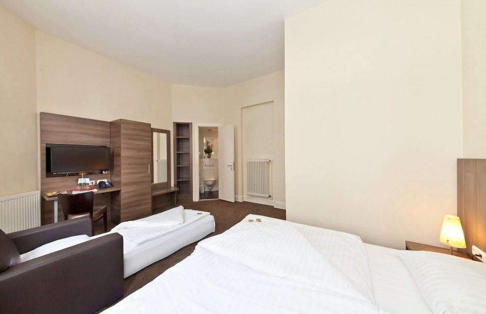 Фото Hotel Königshof Hamburg