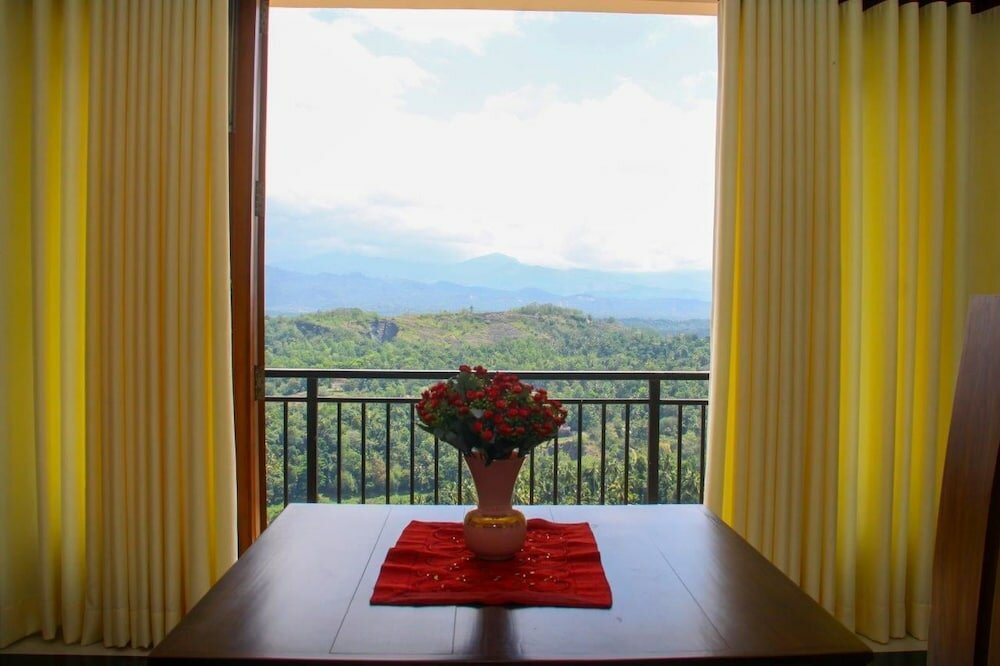 Фото Serenity Hill Oasis