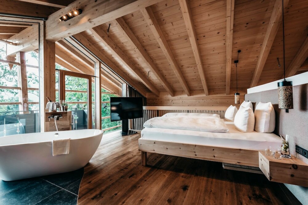 Фото Werdenfelserei