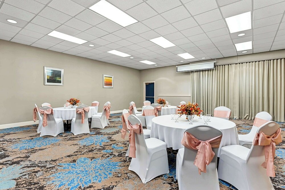 Фото Best Western Cascadia Inn