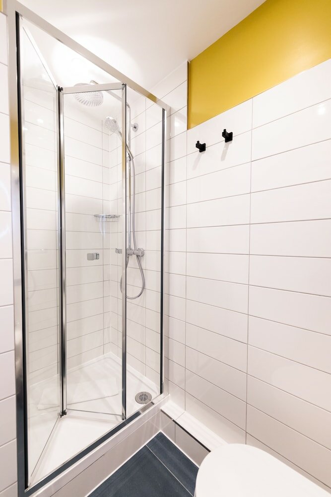 Фото Byron Hotel London