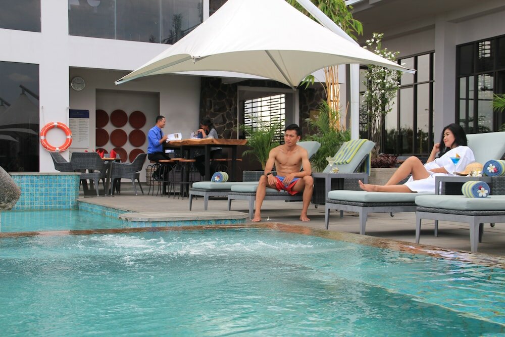 Фото Lombok Astoria Hotel