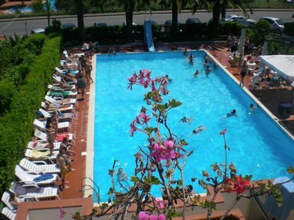 Фото Hotel Seven Residence