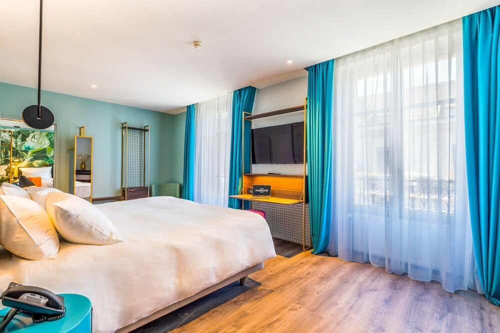 Фото Marmont Hotel