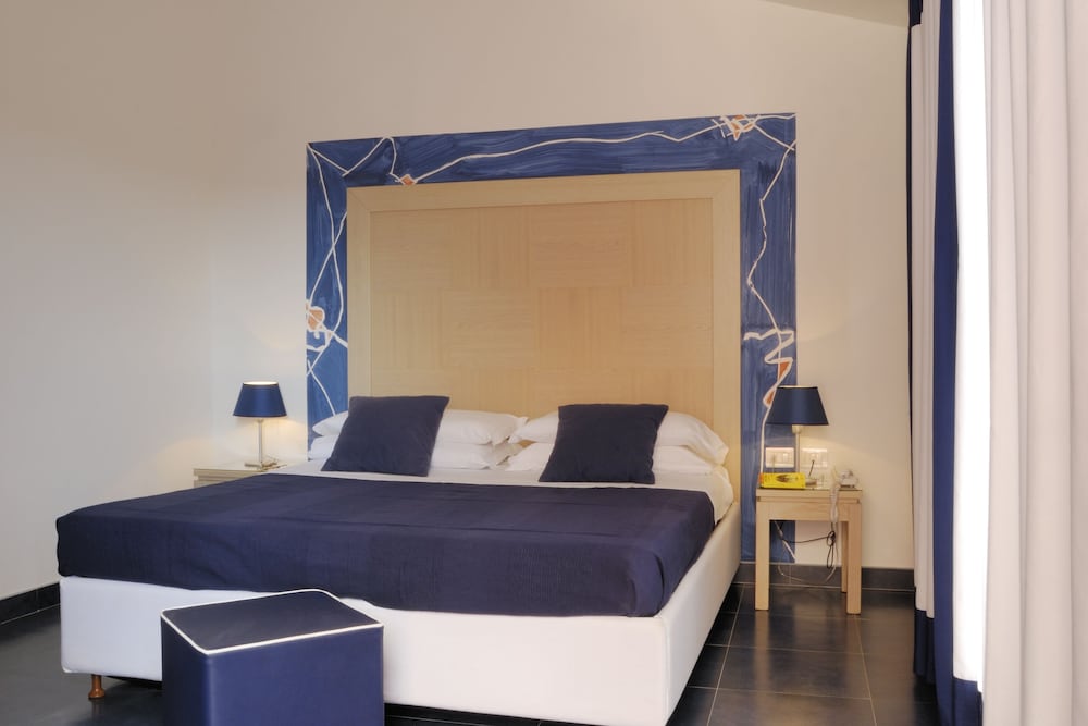 Фото Cala Rosa Club Hotel