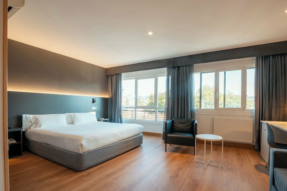 Hotel Hotel Sancho Ramírez, Pamplona, photo