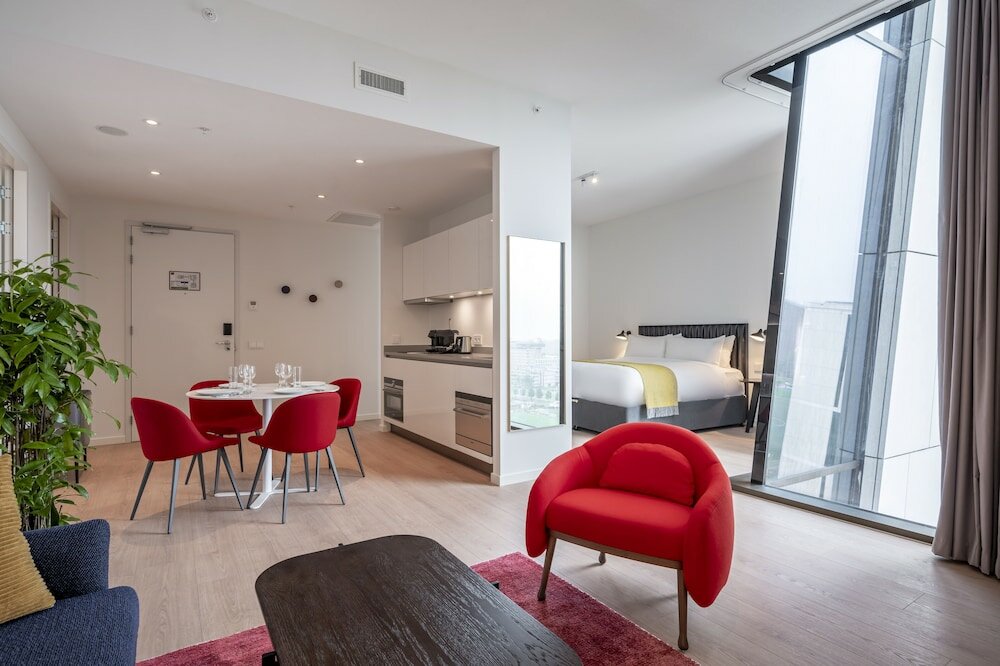 Фото Premier Suites Plus Amsterdam