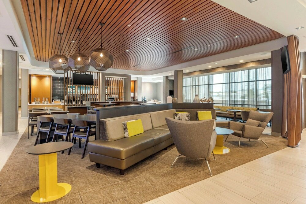Фото SpringHill Suites by Marriott Charlotte Southwest