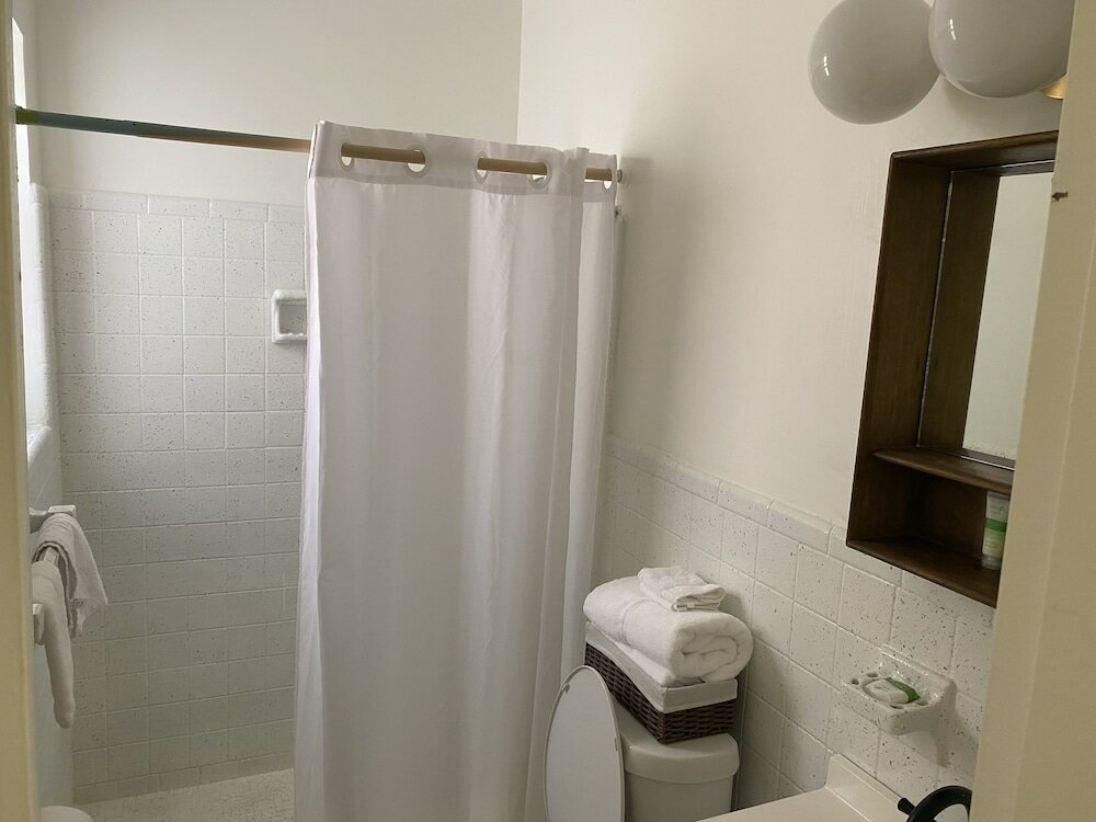 Фото Tiana Beach Inn