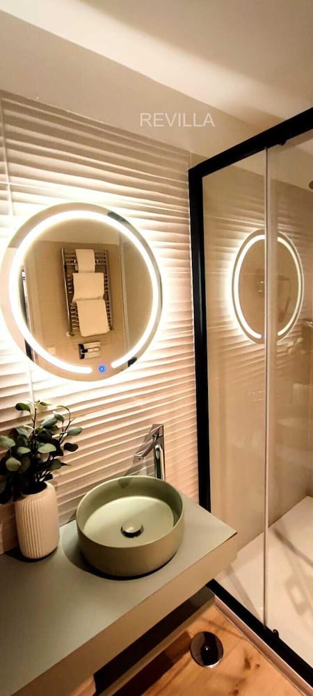 Фото Hostal Antón Martín