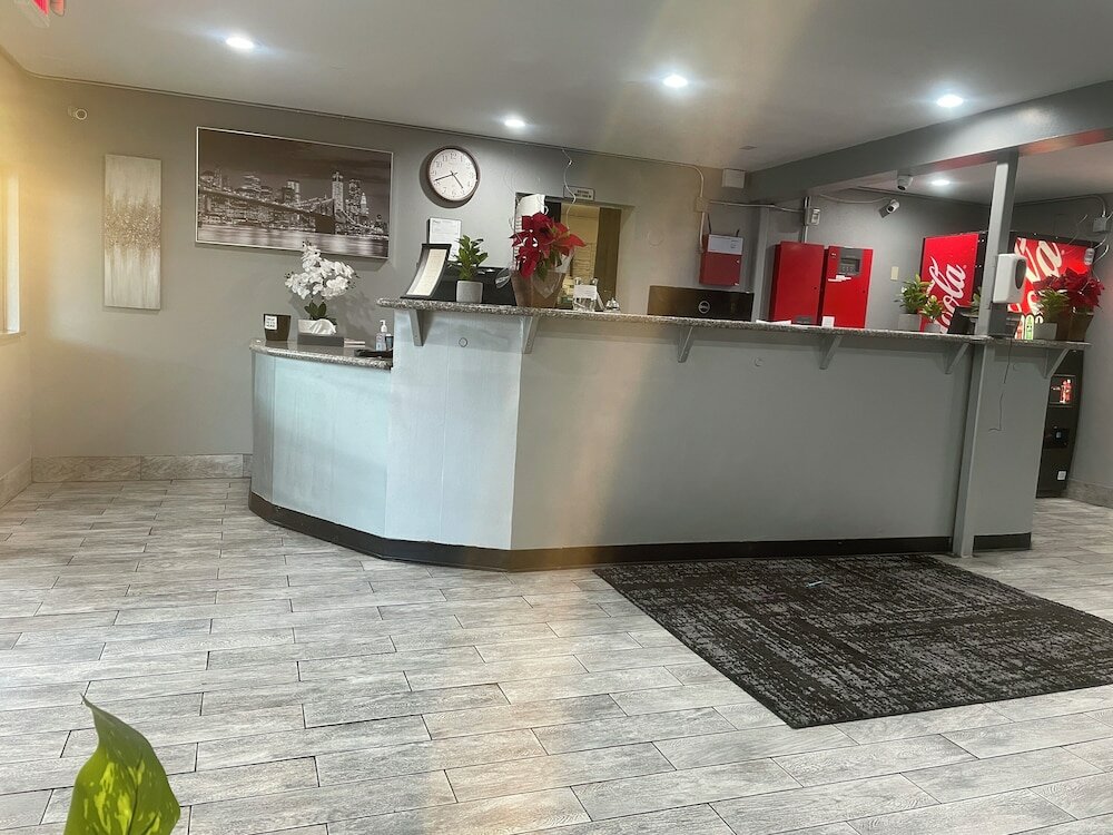 Фото Econo Lodge Inn & Suites Yuba City - Marysville