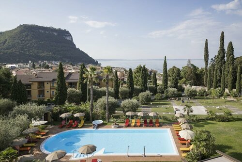 Внешний вид отеля Hotel Villa Madrina в Гарде, фото 2