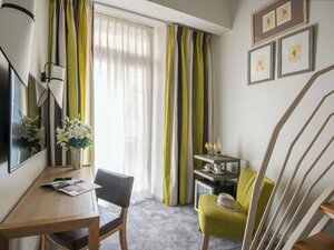 Гостиница Mercure Nice Marché aux Fleurs Hotel