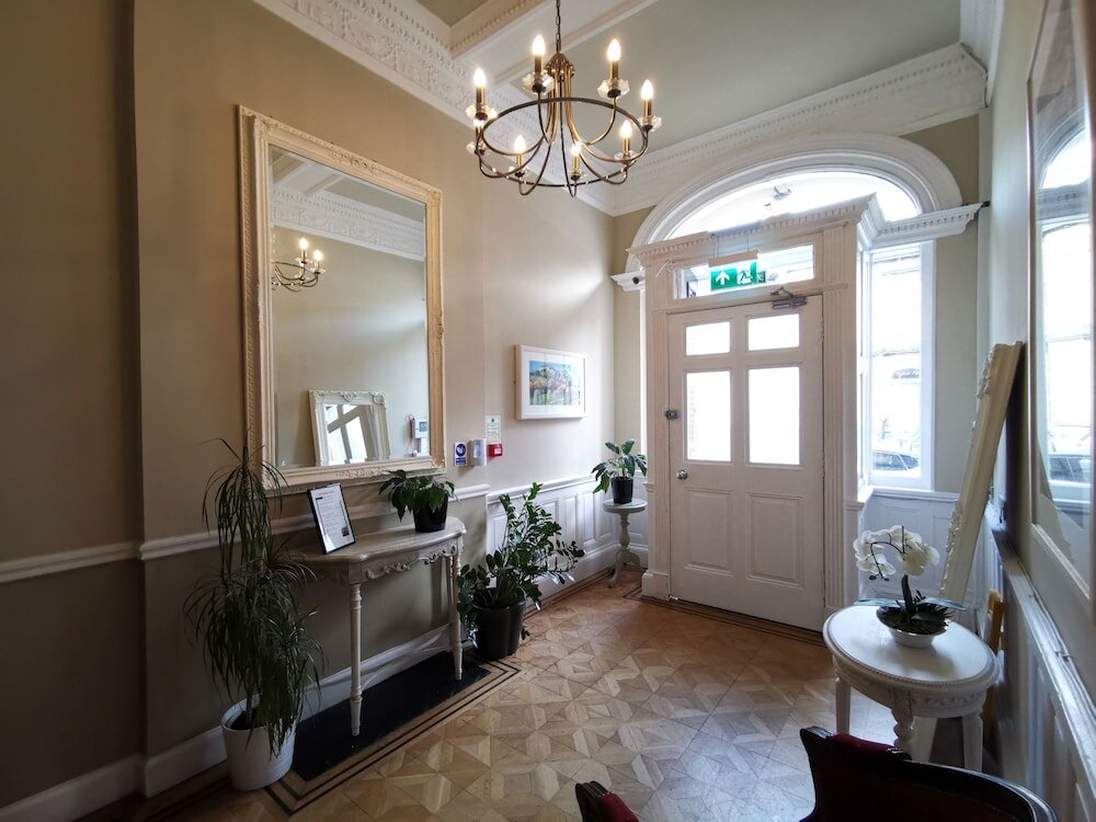 Фото The Haymarket Lairg Hotel