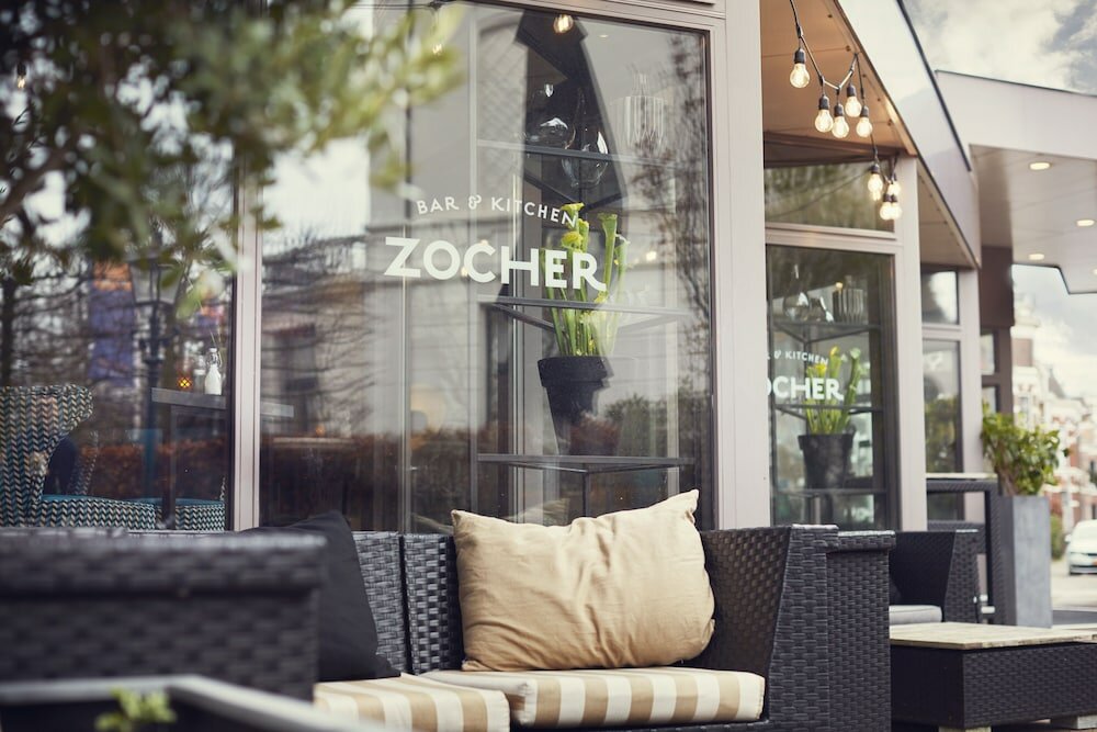 Фото Carlton Square Hotel