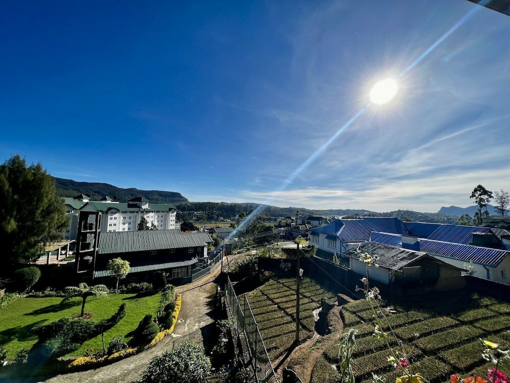 Фото Tea Bush Hotel - Nuwara Eliya