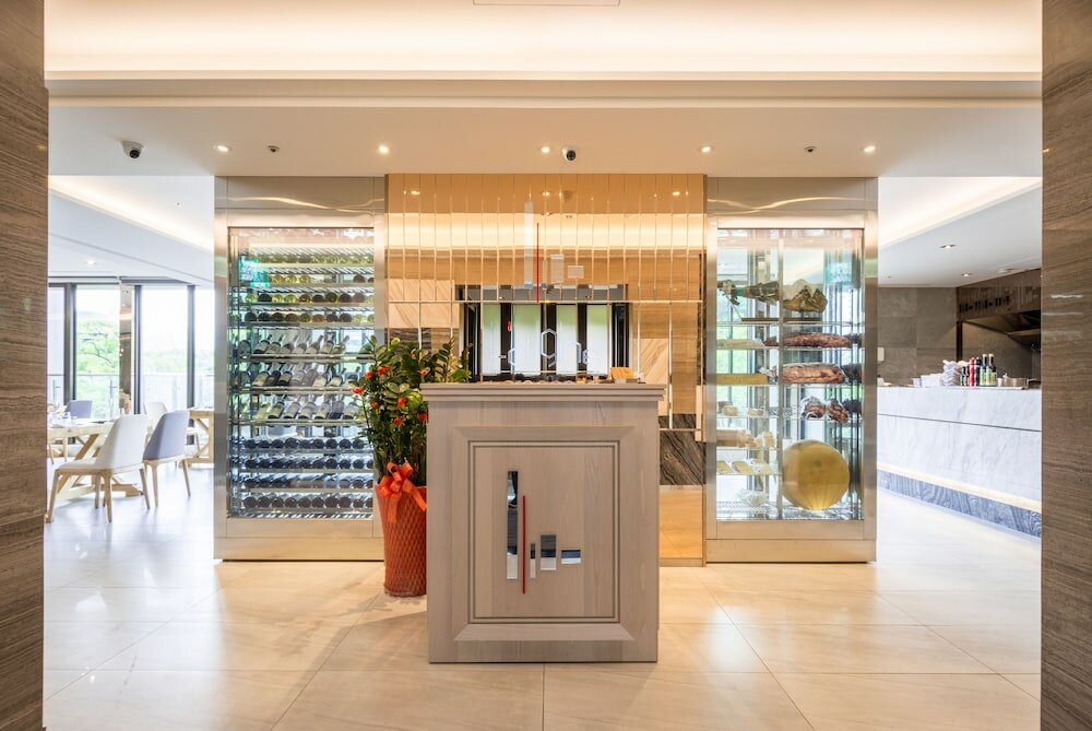 Фото Green World NanGang Hotel