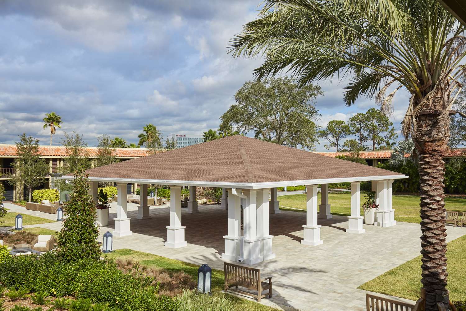 Фото DoubleTree by Hilton Hotel Orlando at SeaWorld