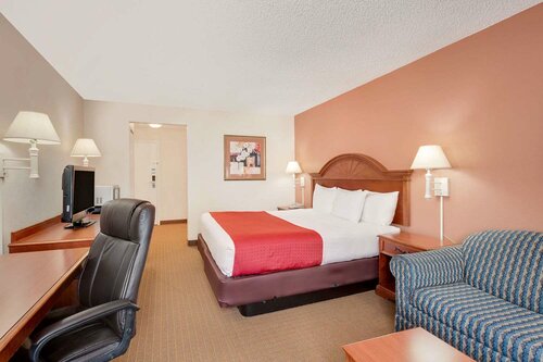 Гостиница Ramada by Wyndham Provo в Прово