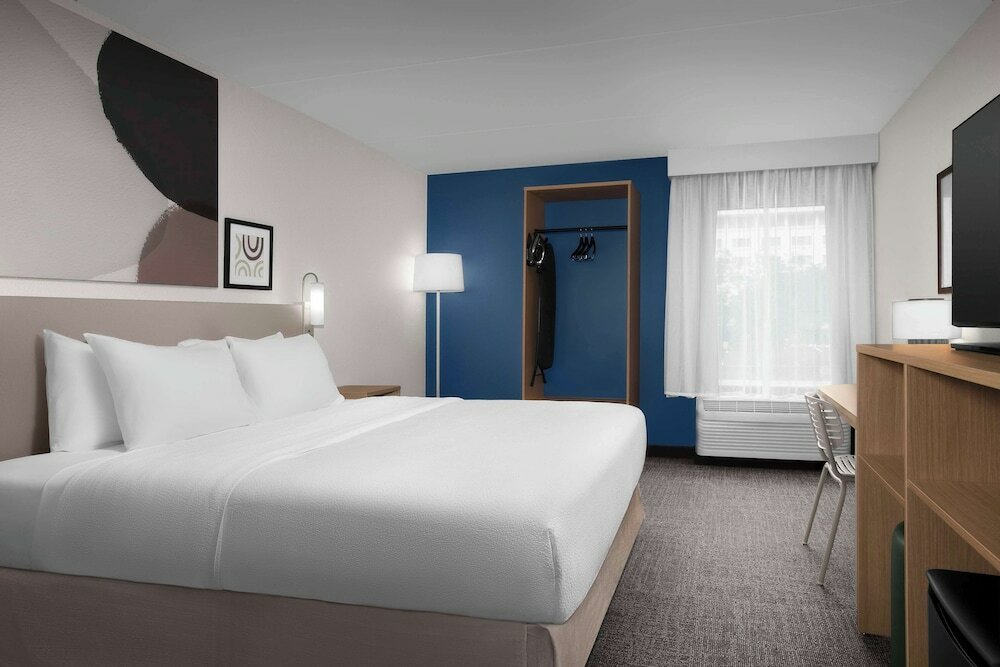 Фото Quality Inn San Antonio Fiesta at Six Flags