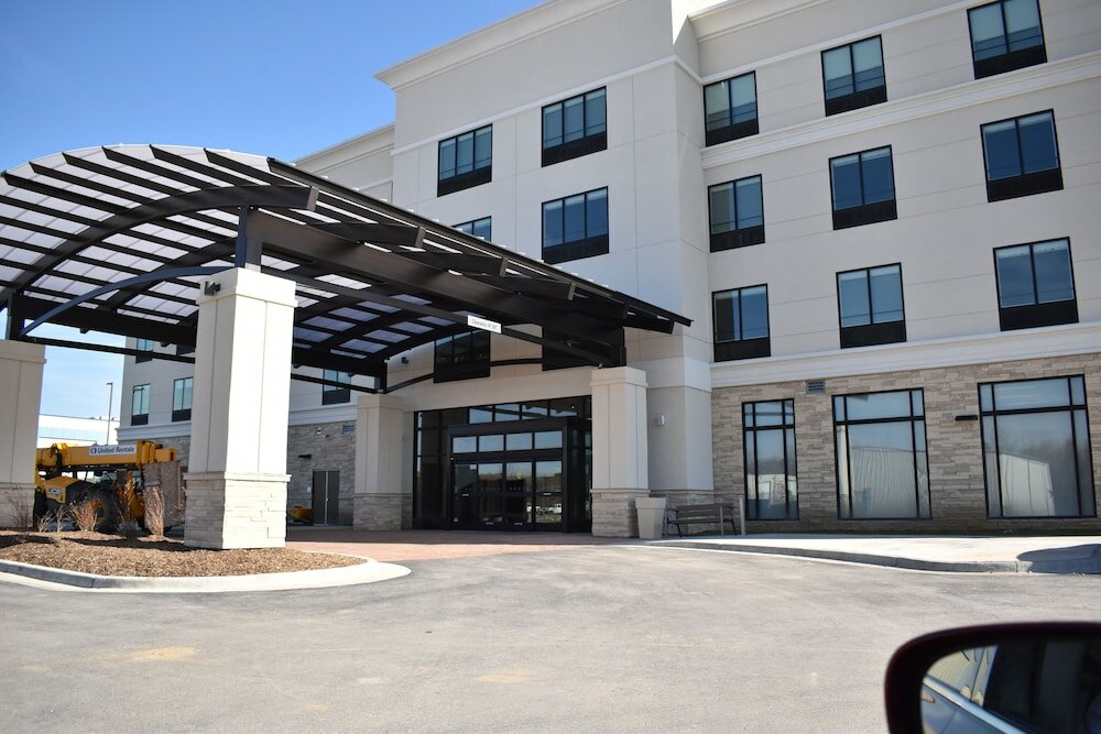 Фото Holiday Inn Kansas City - Northeast, an Ihg Hotel